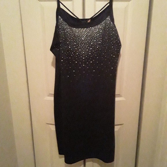 Ashley Stewart Dresses & Skirts - DRESS WITH SILVER STUDS AND SPARKLES